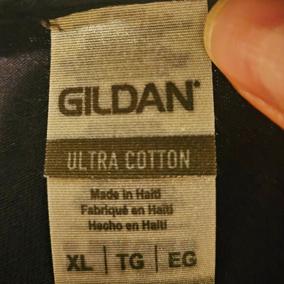 Gildan Black Detective Party T-Shirt with "VICTIM" Print Size XL - Picture 5 of 5